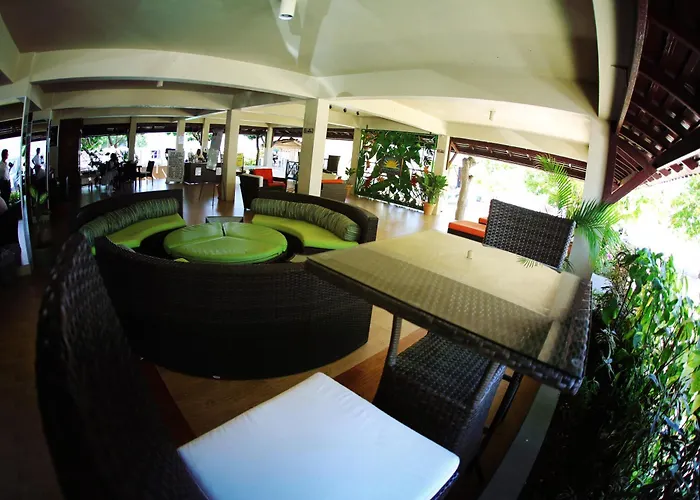 Negril Treehouse Resort